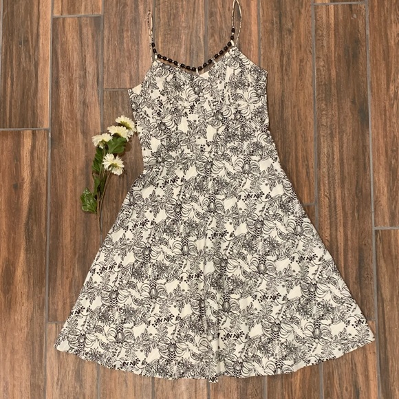 LOFT Dresses & Skirts - LOFT paisley patterned summer dress